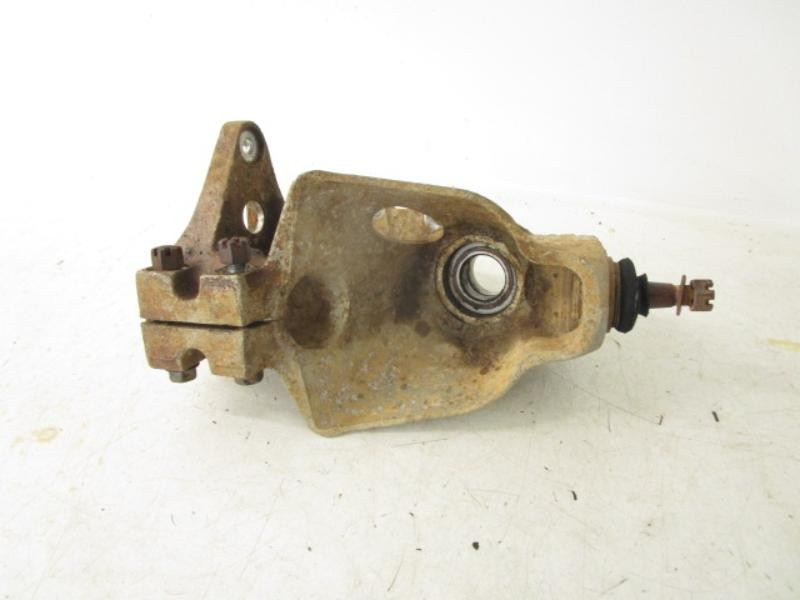 06 Kawasaki KVF 650 Brute Force Right Front Knuckle Housing 39186